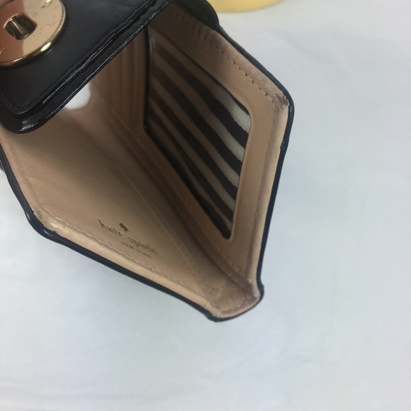 ♠️ Kate Spade turnlock wallet - Picture 2 of 8